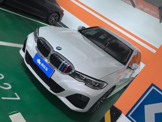 宝马3系 320Li 2.0T 自动 M运动套装 