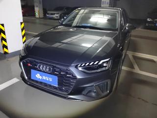 奥迪A4L 40TFSI 