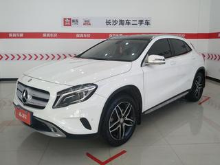 奔驰GLA 200 1.6T 自动 时尚型 