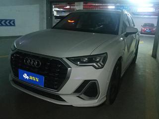 奥迪Q3 35TFSI 1.4T 自动 时尚动感型 