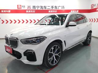 宝马X5 40i 3.0T 自动 尊享版M运动套装 