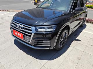 奥迪Q5L 45TFSI 2.0T 自动 尊享时尚型 