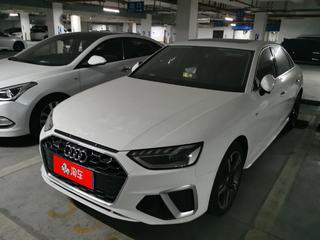 奥迪A4L 40TFSI 2.0T 自动 quattro豪华动感型 