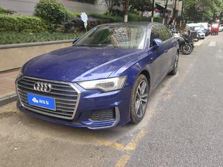 奥迪A6L 40TFSI 