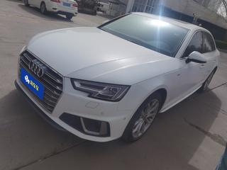 奥迪A4L 40TFSI 2.0T 自动 时尚型 