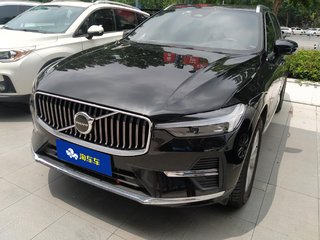 沃尔沃XC60 B5 2.0T 自动 智逸豪华版 