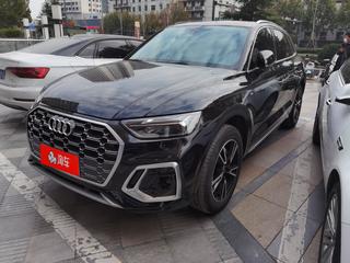 奥迪Q5L 40TFSI 2.0T 自动 时尚动感型 