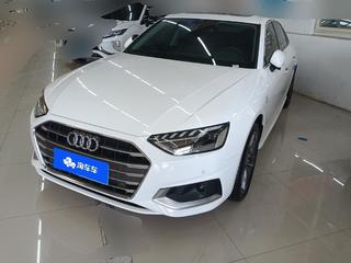 奥迪A4L 40TFSI 2.0T 自动 时尚致雅型 