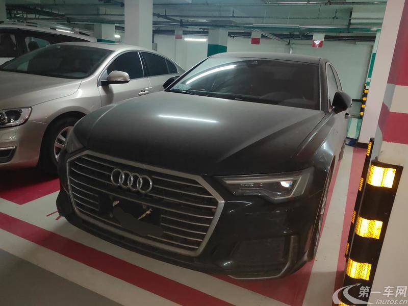 奥迪A6L 40TFSI 2021款 2.0T 自动 豪华动感型 (国Ⅵ) 