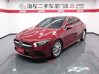 奔驰A级 A200L 1.3T 自动 改款运动轿车动感 