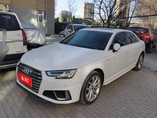 奥迪A4L 40TFSI 2.0T 自动 时尚型 