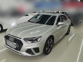 奥迪A4L 40TFSI 2.0T 自动 豪华动感型 