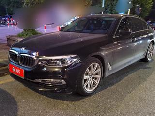 宝马5系新能源 530Le 2.0T 自动 豪华套装 