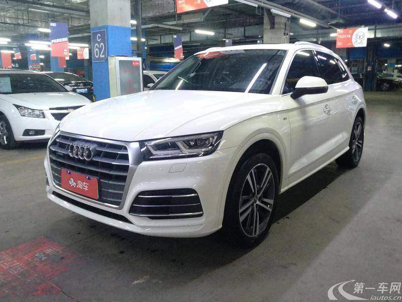 奥迪Q5L 40TFSI 2018款 2.0T 自动 荣享时尚型 (国Ⅴ) 