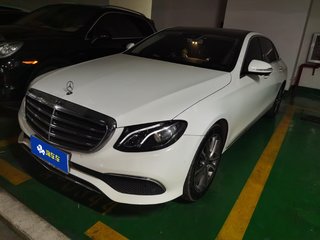 奔驰E级 E300L 豪华型 