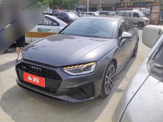 奥迪A4L 45TFSI 2.0T 自动 quattro臻选动感型 