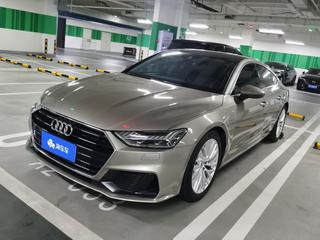 奥迪A7掀背 45TFSI 2.0T 自动 臻选型 