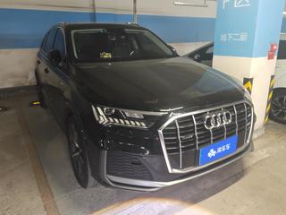 奥迪Q7 55 3.0T 自动 运动型quattro-S-line 