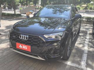 奥迪Q5L 45TFSI 2.0T 自动 豪华致雅型 