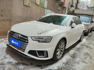 奥迪A4L 40TFSI 2.0T 自动 时尚型 