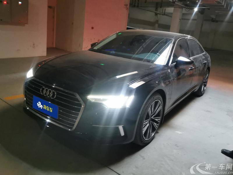 奥迪A6L 45TFSI 2021款 2.0T 自动 臻选致雅型 (国Ⅵ) 