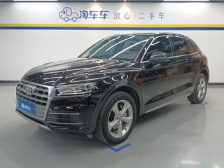 奥迪Q5L 40TFSI 2.0T 自动 荣享进取型 