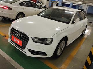 奥迪A4L 35TFSI 2.0T 自动 舒适型典藏版 