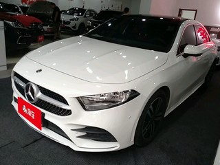 奔驰A级 1.3T 