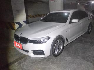 宝马5系 525Li 2.0T 自动 M运动套装 