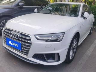 奥迪A4L 40TFSI 2.0T 自动 时尚型 