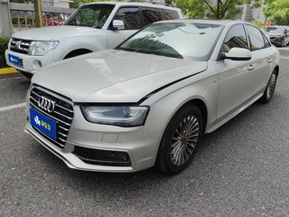 奥迪A4L 35TFSI 