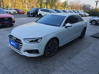 奥迪A4L 40TFSI 2.0T 自动 豪华致雅型 