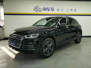 奥迪Q5L 40TFSI 2.0T 自动 荣享时尚型 