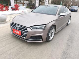 奥迪A5掀背 40TFSI 2.0T 自动 时尚型 