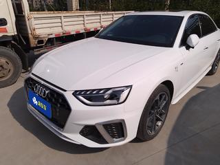 奥迪A4L 40TFSI 2.0T 自动 时尚动感型 