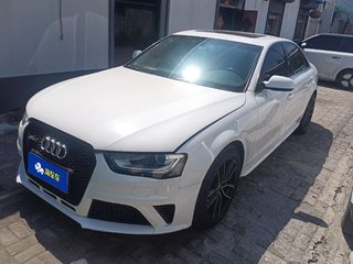 奥迪A4L 35TFSI 2.0T 自动 舒适型 