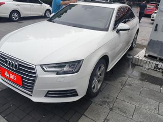 奥迪A4L 40TFSI 2.0T 自动 30周年进取型 