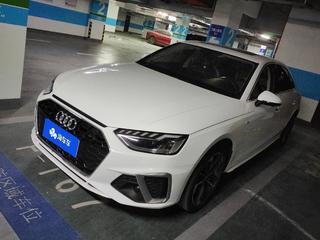 奥迪A4L 40TFSI 