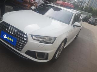 奥迪A4L 40TFSI 