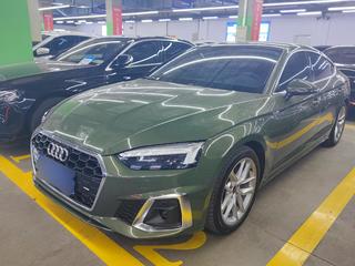 奥迪A5掀背 40TFSI 2.0T 自动 时尚致雅型 