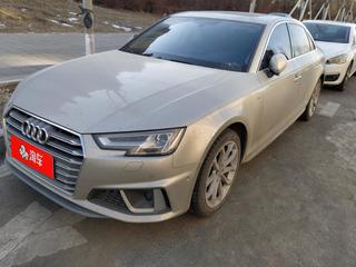 奥迪A4L 40TFSI 