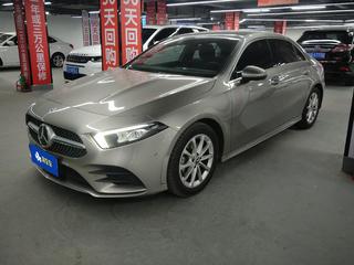 奔驰A级 1.3T 