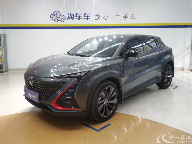 长安UNI-T 2020款 1.5T 自动 尊贵型 (国Ⅵ) 