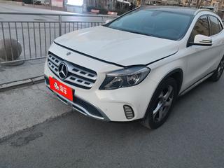 奔驰GLA 200 1.6T 自动 动感型 