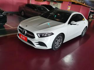 奔驰A级 1.3T 