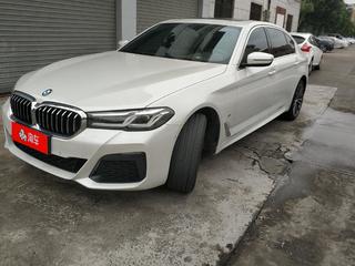 宝马5系 530Li 2.0T 自动 改款领先型M运动套装 