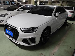 奥迪A4L 40TFSI 2.0T 自动 时尚动感型 