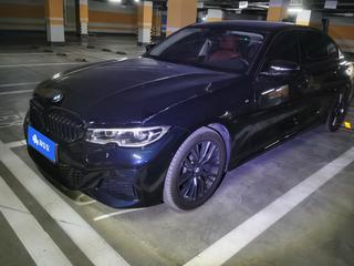 宝马3系 325Li 2.0T 自动 M运动曜夜套装 