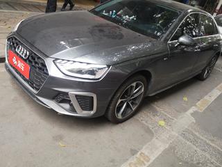 奥迪A4L 40TFSI 