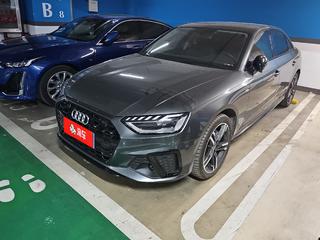 奥迪A4L 40TFSI 